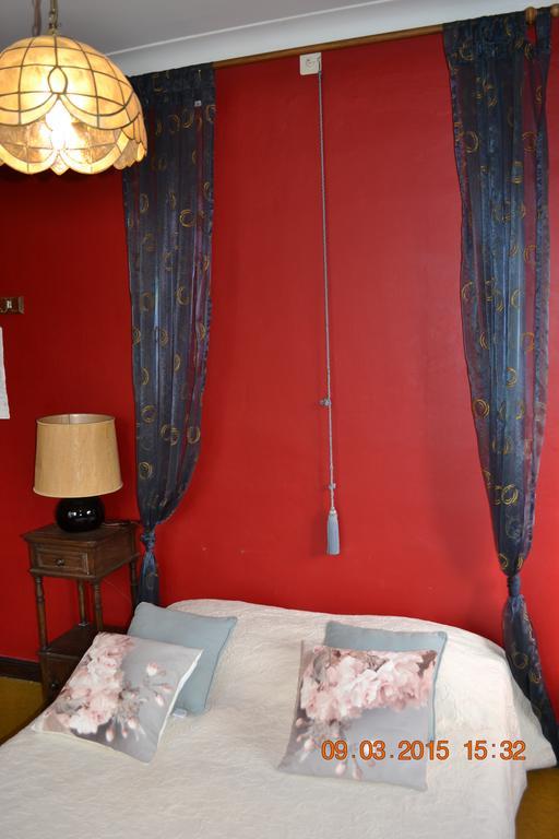 Auberge Au Naturel Des Ardennes Rochehaut Quarto foto